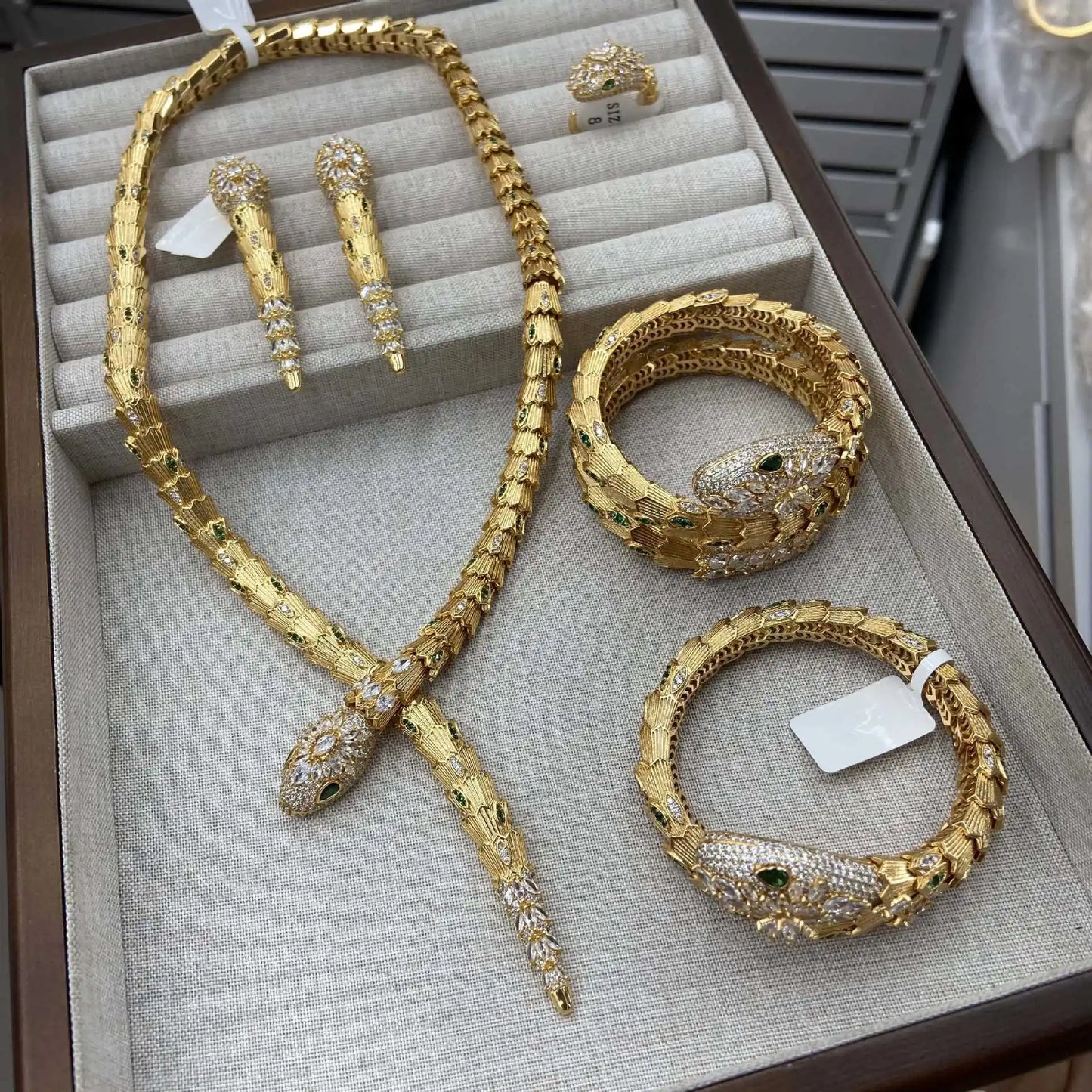 2025 New Light luxury Snake Jewelry Set Fashionable and high-end necklace, collarbone bracelet, stud earrings and an open ring