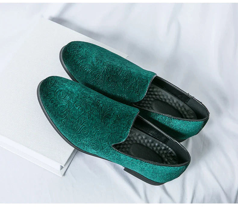 New British style men's hair stylist pattern suede lazy man slip-on bean loafers 46 plus-size pointed leather shoes