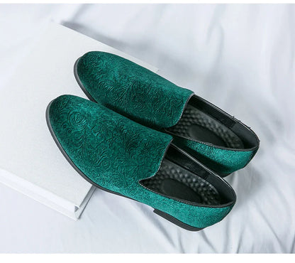 New British style men's hair stylist pattern suede lazy man slip-on bean loafers 46 plus-size pointed leather shoes