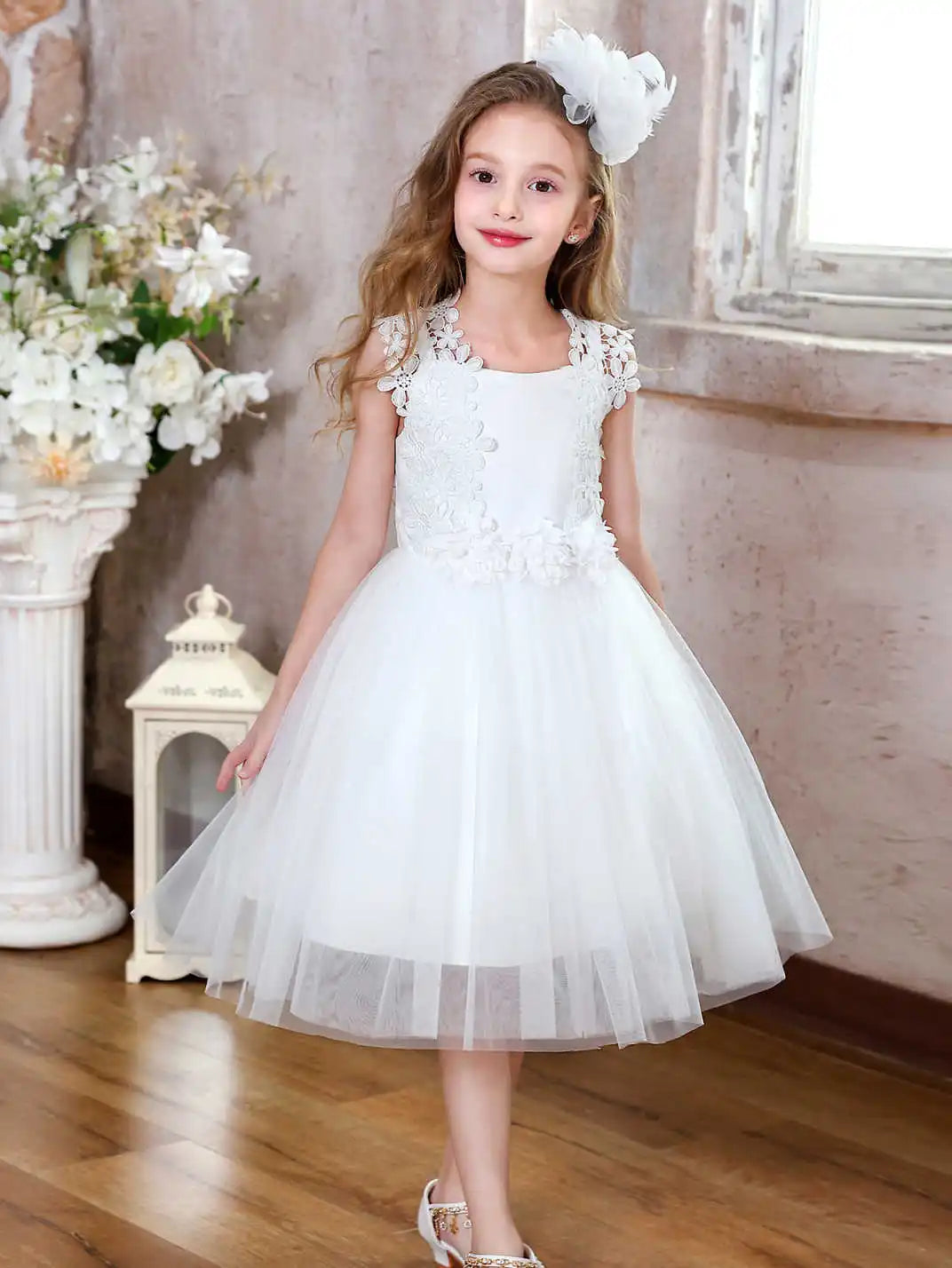 Girls Short Floral Decoration Flower Girl Bridesmaid Dresses Elegant Tulle Dresses Communion Dresses