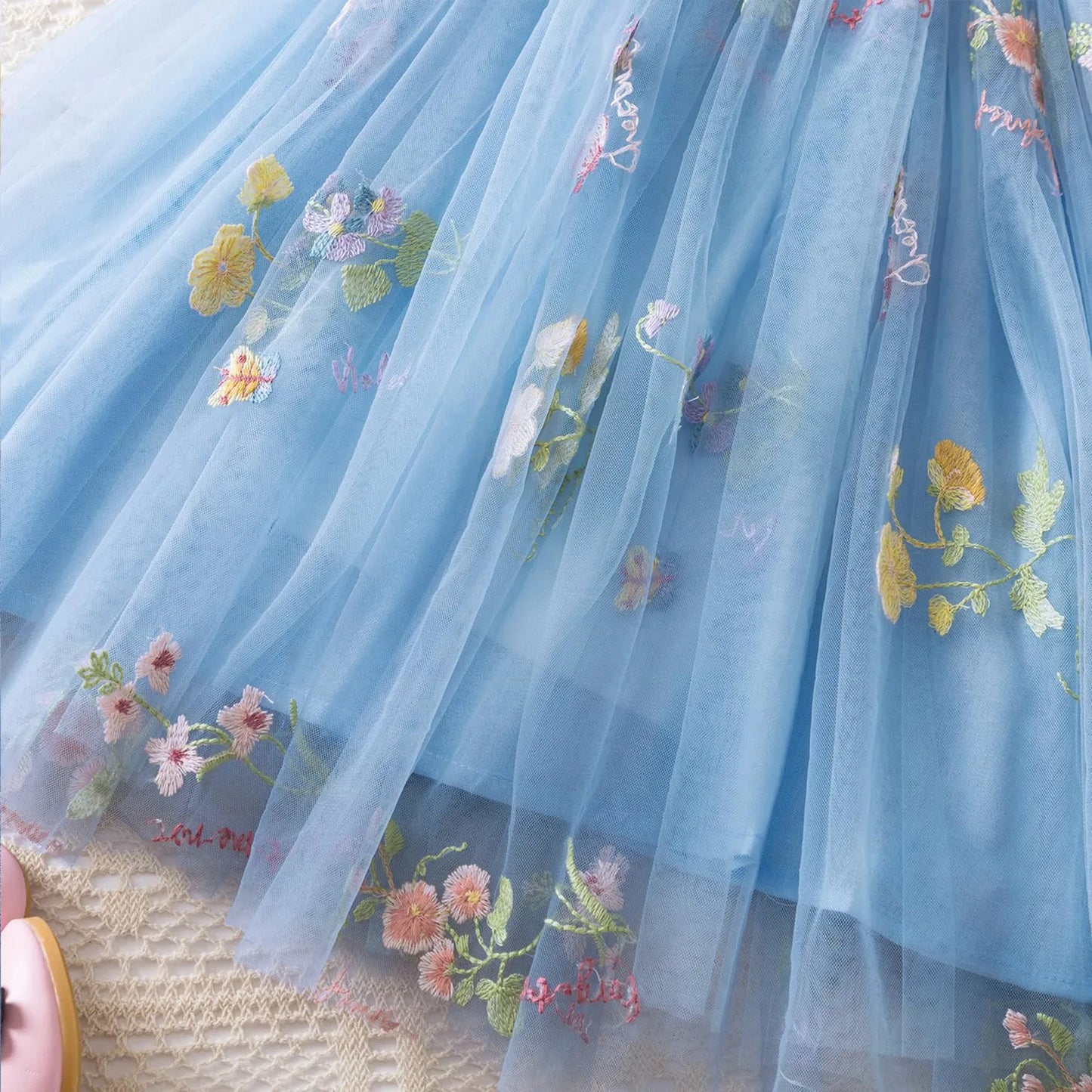Outdoor Summer Cute Princess Dress Toddler Baby Girls Embroidery Flower Suspender Mesh Dresses Birthday Party Princess Dresses