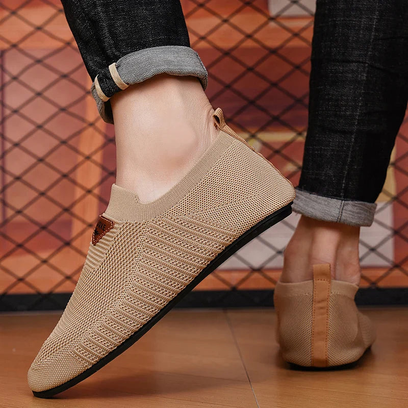 Men's Shoes Breathable Thin Bottom Light Driving Loafers Casual Socks Shoes Men Slippers Comfortable Walking Mens Shoes