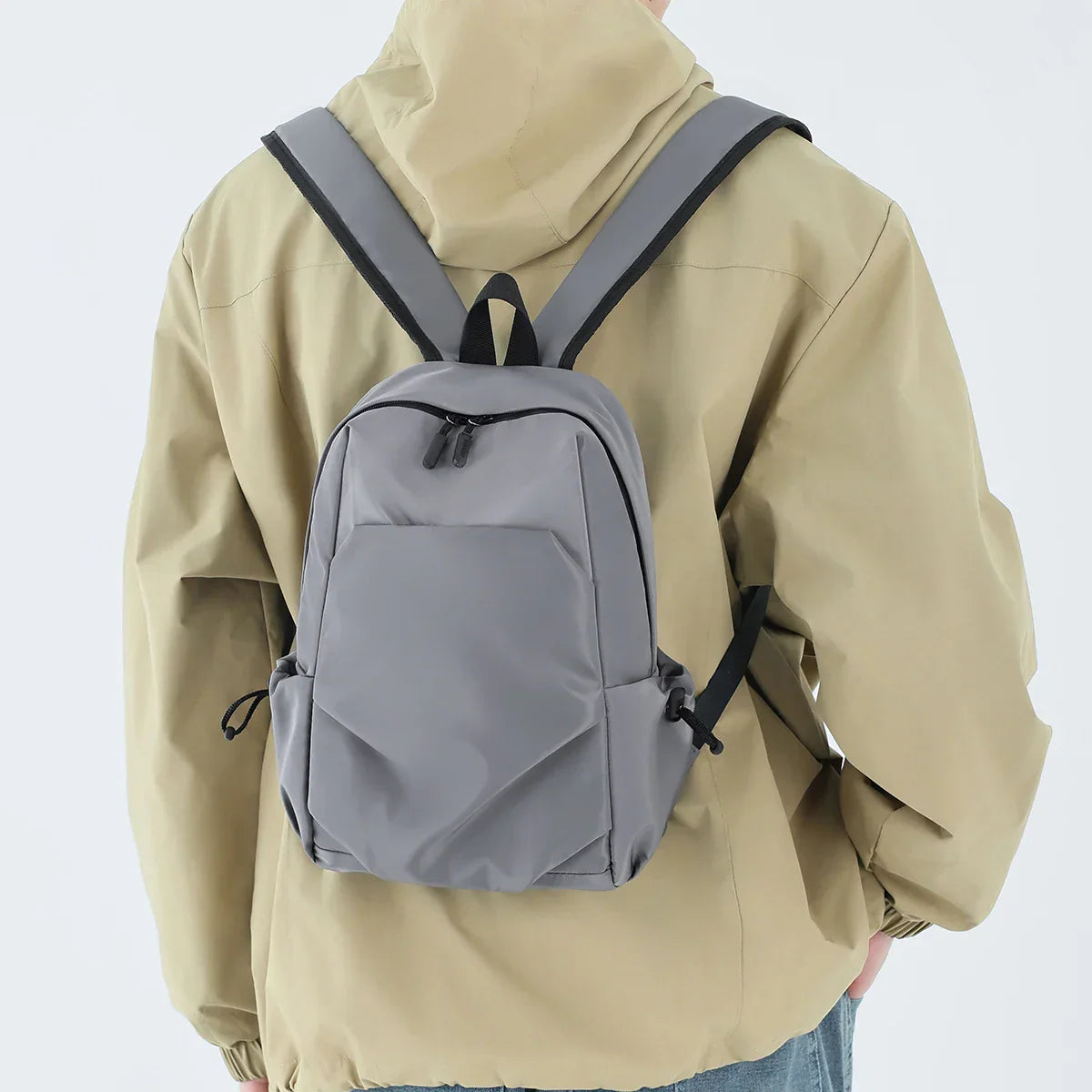 Lightweight Mini Backpack for Boys Travel, Versatile Outdoor Hiking and Mountaineering Bag, Small Backpack, Casual Small School Bag, Student Class, Fishing, Travel Conference