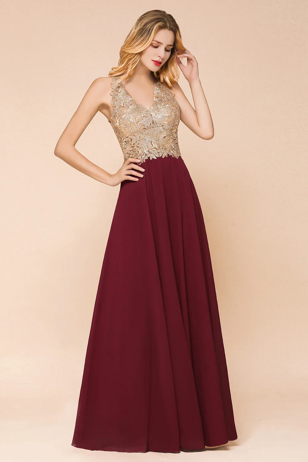 Elegant Long Prom Dresses Patchwork A-Line Evening Dress Chiffon Embroidery Appliques V-Neck Halter Illusion Back Party Gowns