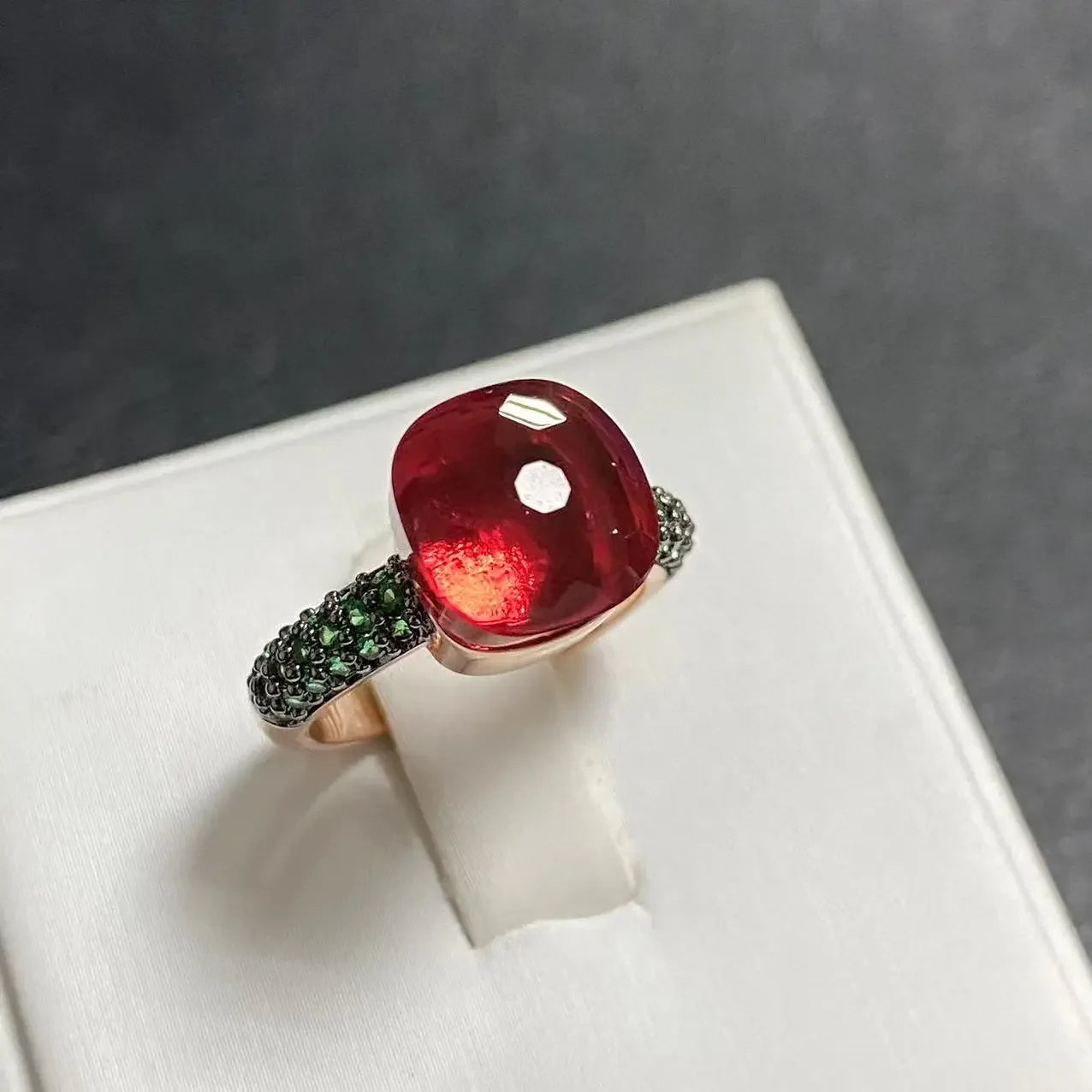 Emerald Ring for Women Green Zircon Inlay Rose Gold & Black Gun Plated 30 Colors Candy Crystal Style Jewelry Birthday Gift