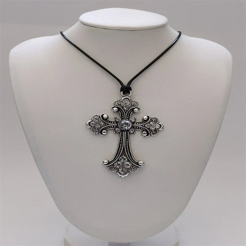 Large Detailed Rhinestone Cross Choker Spiral Hippie Necklace Goth Punk Women Fashion Statement Crucifix Charm Jewelry Gift