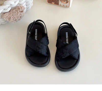2026 Girls' Sandals Summer New Korean Version Little Girls All Design Sense Cross Strap Beach Sandals Comfort Daily Kids Sandals