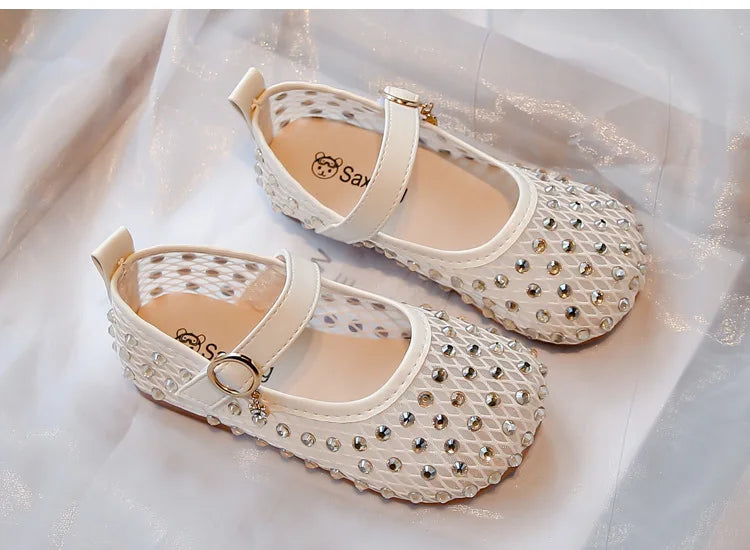 2026Summer Girl's Sandals Crystal Air Mesh Biege Sliver Luxury Kids Flat Shoes Beautiful Party Graceful Anti-skid Childern Shoes