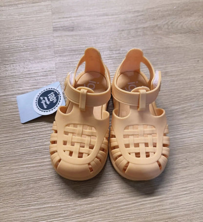 Boys Girls' Solid Color Casual Baotou Roman Sandals Baby Kids Jelly Beach Shoes Children's Soft Sole Non-slip Sandals SO125