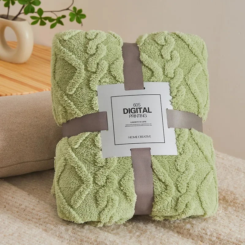 Fluffy Coral Velvet Blanket Flannel Plush Comfortable Thickened and Warm Soft Sofa Throw Blanket for Air-Conditioned Room Luxury