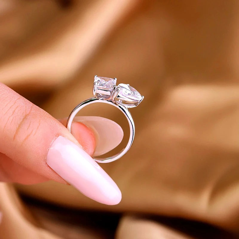 Pear Cut Zircon Moissanite Wedding Women Rings 2 Gems 4cttw Lab Diamond Band S925 Sterling Silver Jewelry Plated 18K