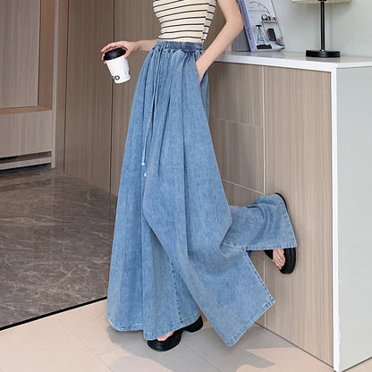 Calça Jeans de Perna Larga, Casual, Solta, com Cadarço e Estilo Lanterna