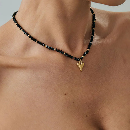 New Irregular Choker Vintage Tassels Zircon Heart Pendant Necklace For Women Female White Imitation Pearl Chain Valentine's Gift