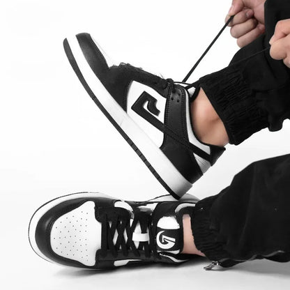 Labor protection shoes with anti smashing and anti piercing 6KV lightweight, anti slip, comfortable, durable and safe protection