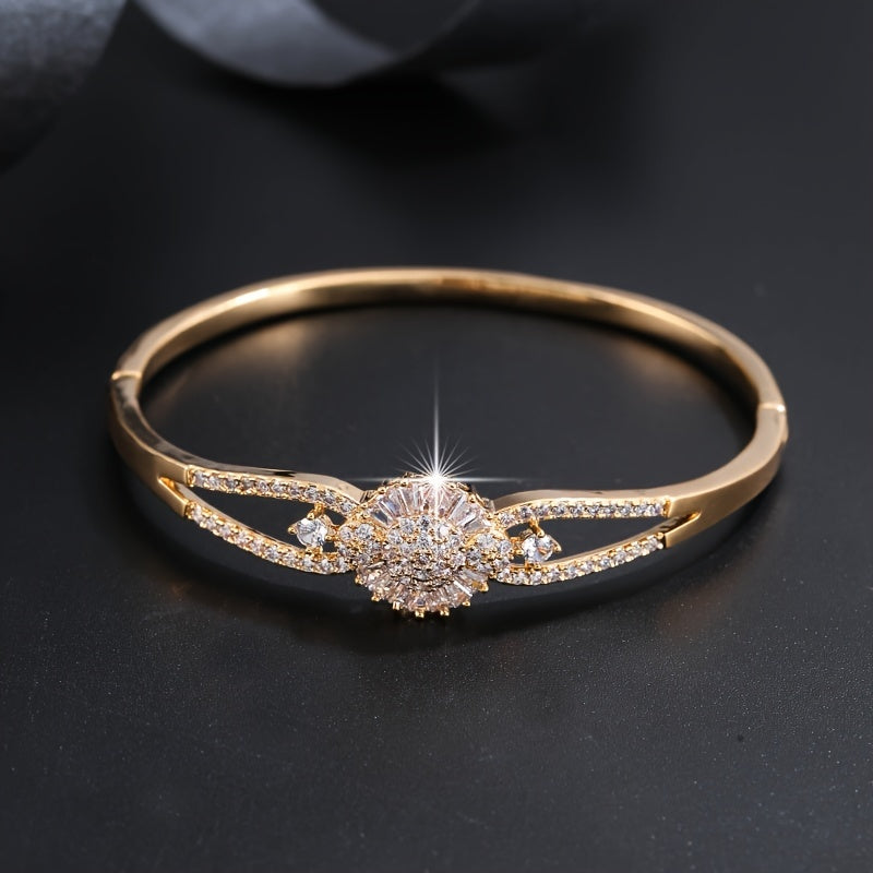 Elegant And Sophisticated Zirconia Bracelet With A Trendy And Minimalist Design